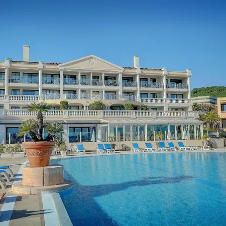 Apartment Immogroom - 2 - Renovated - Pool - Air Conditioning - Parking - Wifi